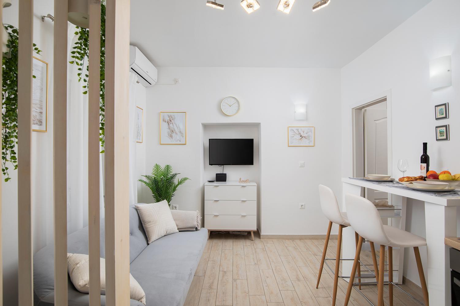 Elegant Apartment Next To Arena Pula Exterior photo