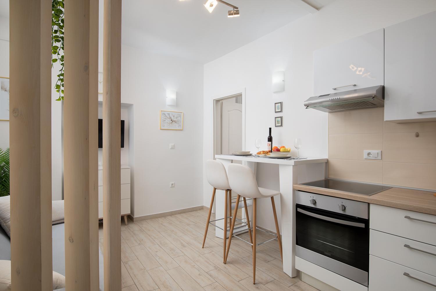 Elegant Apartment Next To Arena Pula Exterior photo